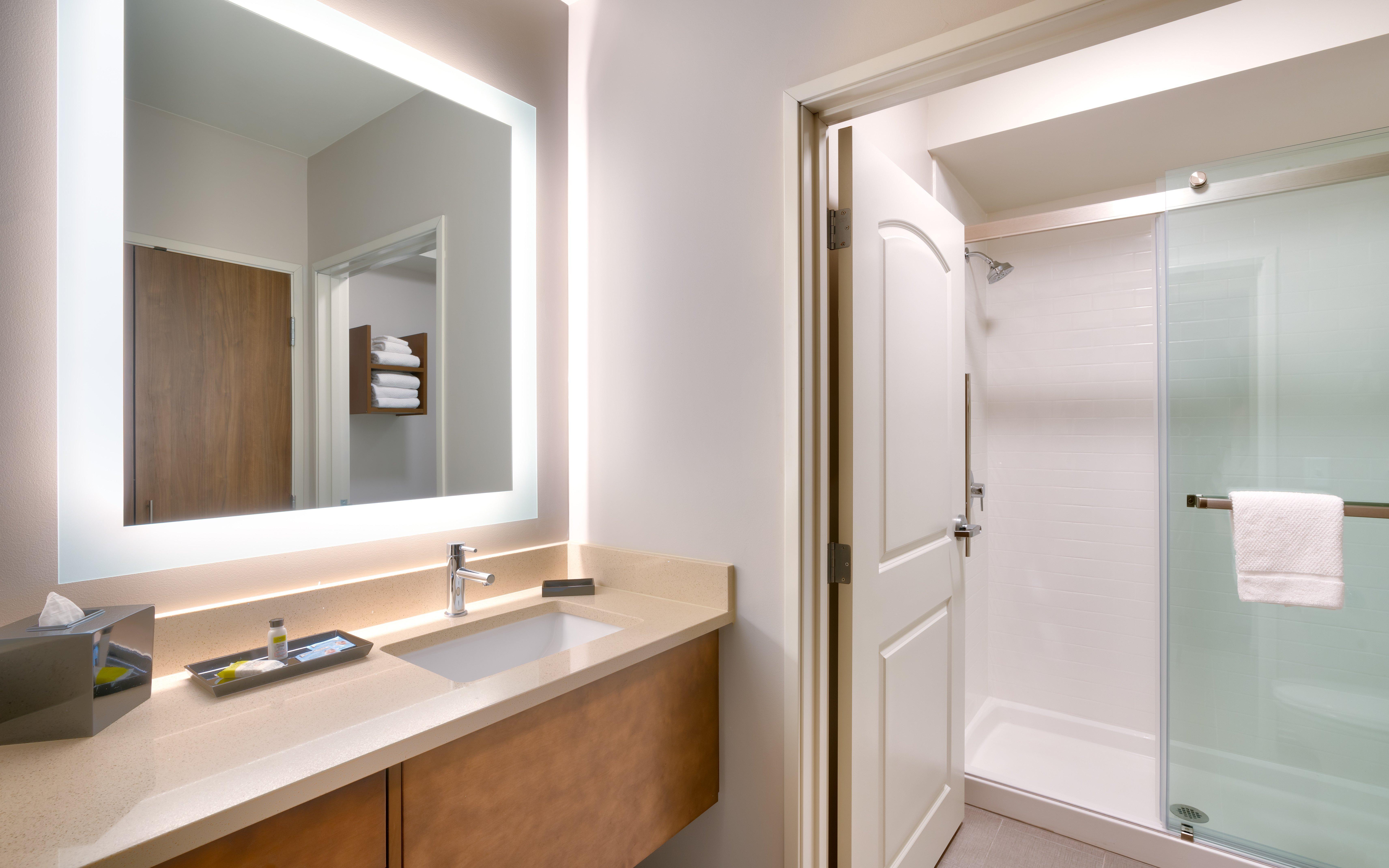 Staybridge - - Traverse Ridge Center By Ihg 3*